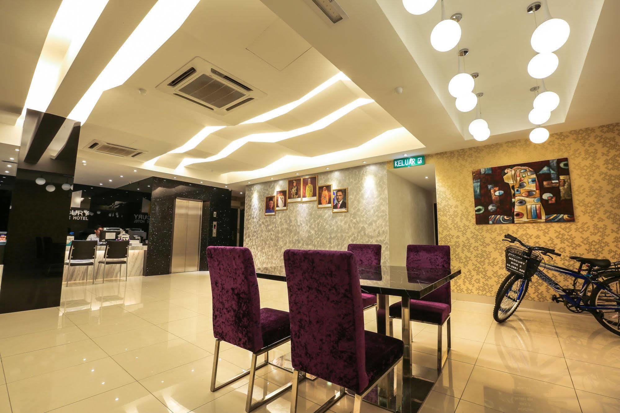 Mercury Boutique 3*